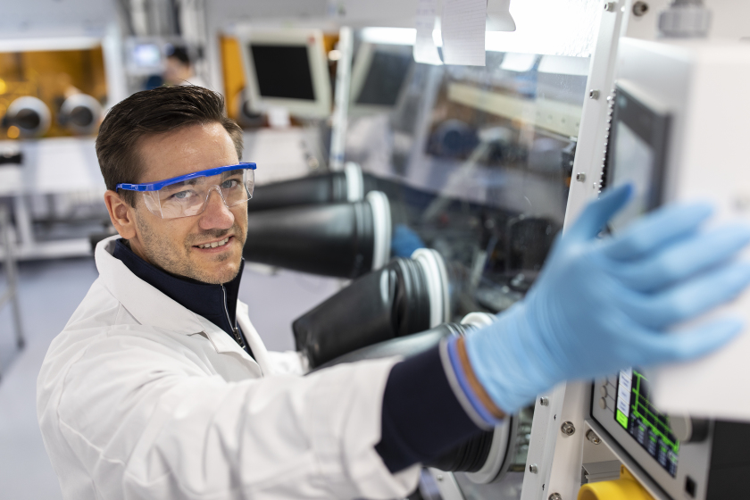 At the Helmholtz Innovation Lab HySPRINT, Steve Albrecht finds the appropriate techniques to produce the world's most efficient perovskite solar cells.